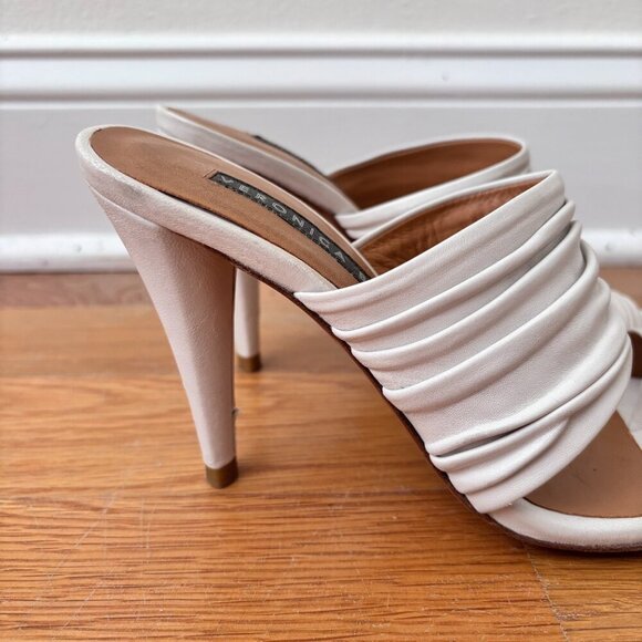 Veronica Beard Orla Napa Leather Sandals in Eggshell - Picture 4 of 10